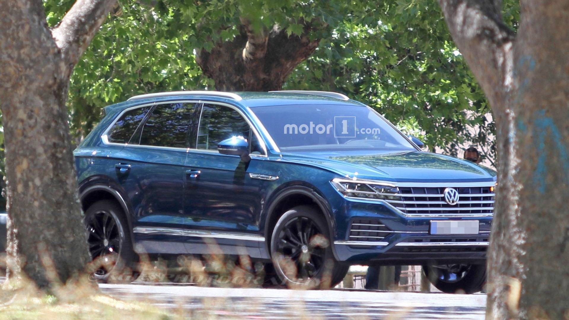 2019 Volkswagen Touareg casus görseller